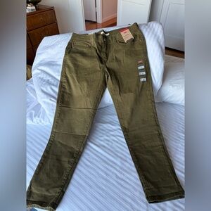 Levi's Khaki Women's Straight Leg Jeans